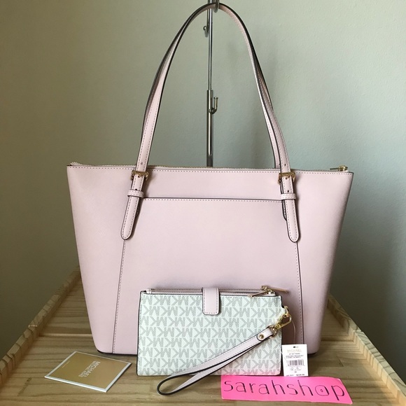 🌼Michael Kors Set - Picture 2 of 16